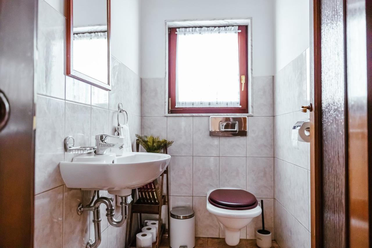 Three-Bedroom Apartment Luka Josipdol Buitenkant foto