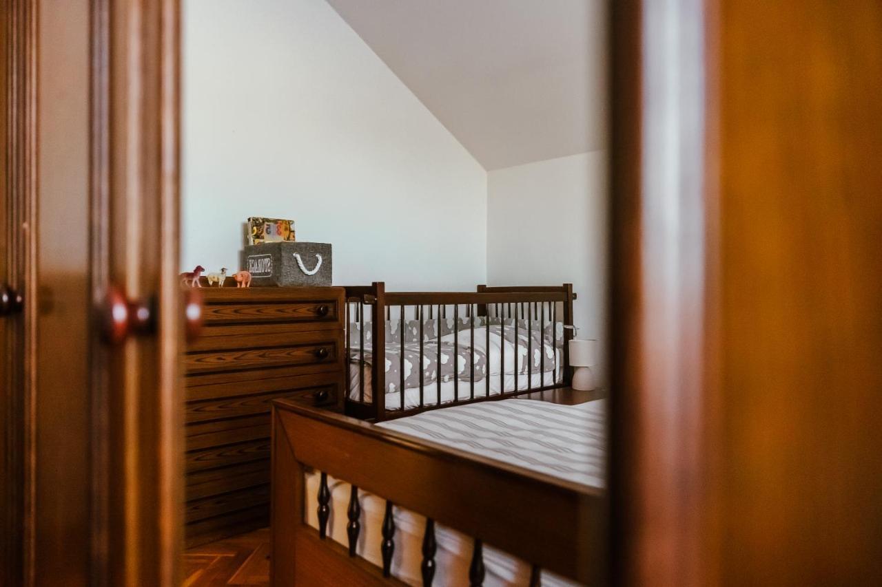 Three-Bedroom Apartment Luka Josipdol Buitenkant foto